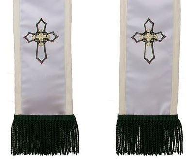 celtic_knot_cross_-_white_w_bgrnf_4a_275808044