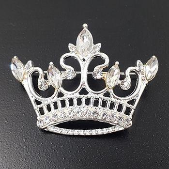 elizabeth_crown_pin