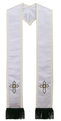 celtic_knot_cross_-_white_w_bgrnf_4_1574024835