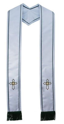 celtic_knot_cross_-_white_w_dbgrnf_2