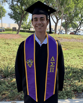 delta-sigma-pi-grad-stole